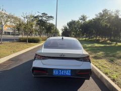 Hyundai Elantra 1.5L CVT Luxury - photo 7