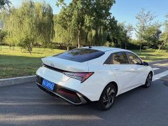 Hyundai Elantra 1.5L CVT Luxury - photo 8