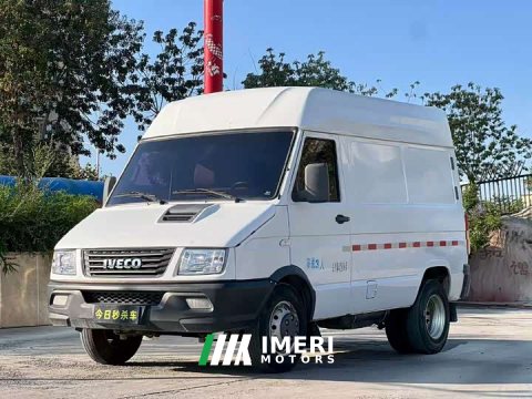 2021 Iveco Daily 2020 2.8T V35 Van Dual Rear Wheels Medium Roof 3-Seater Euro VI - ავტომობილი ჩინეთიდან