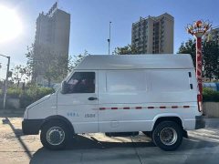Iveco Daily 2020 2.8T V35 Van Dual Rear Wheels Medium Roof 3-Seater Euro VI - ფოტო 14