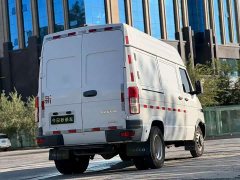 Iveco Daily 2020 2.8T V35 Van Dual Rear Wheels Medium Roof 3-Seater Euro VI - ფოტო 9