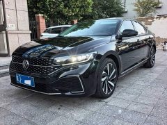 Volkswagen Passat 330TSI Starry Sky Elite - photo 1