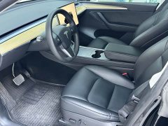 Tesla Model Y Rear-Wheel Drive - ფოტო 7