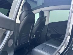 Tesla Model Y Rear-Wheel Drive - ფოტო 8
