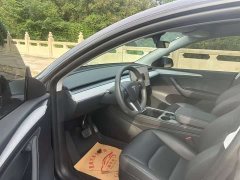 Tesla Model Y Rear-Wheel Drive - ფოტო 5