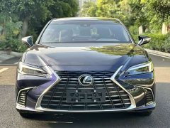 Lexus ES 200 Premium Edition - ფოტო 1