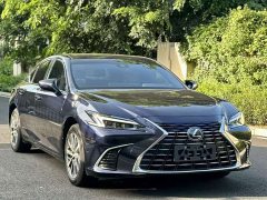 Lexus ES 200 Premium Edition - ფოტო 2