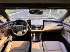 Lexus ES 200 Premium Edition - ფოტო 5