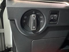 Volkswagen Touran 200TSI DSG Smart Connected Edition - photo 11