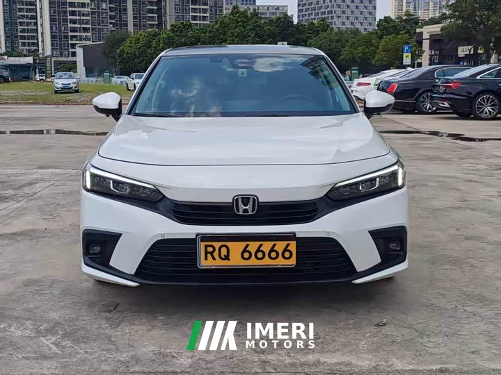 Honda Civic 240TURBO CVT Dynamic Edition