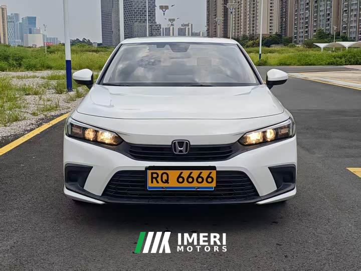 Honda Civic 240TURBO CVT Fuel Dynamic Edition
