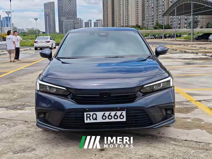 Honda Civic 240TURBO CVT Dynamic Edition