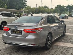 Toyota Camry Hybrid 2.5L HG Luxury - ფოტო 9