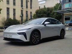 Dongfeng eπ007 Pure Electric 565 AWD Max Pilot Edition - ფოტო 1