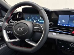 Hyundai Elantra 1.5L CVT 20th Anniversary Edition - ფოტო 16