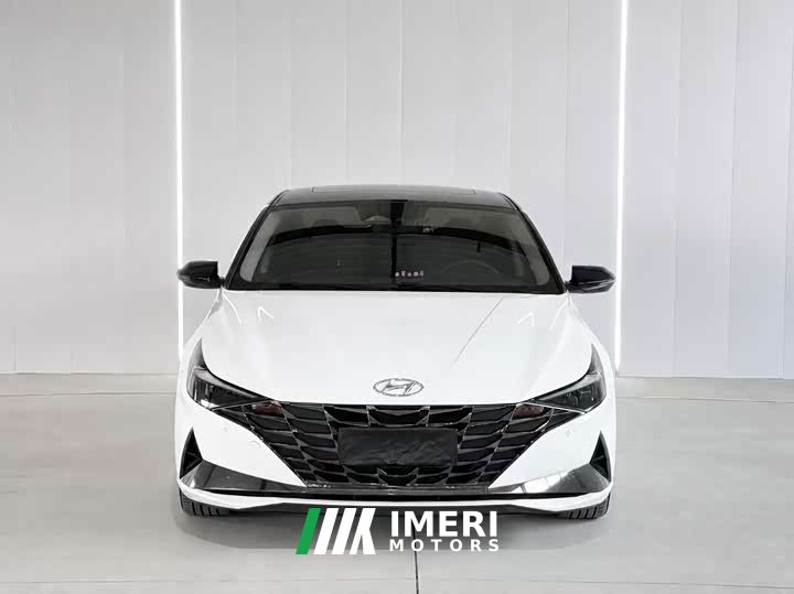 Hyundai Elantra 1.5L CVT Luxury