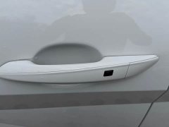 Hyundai Elantra 1.5L CVT Luxury - ფოტო 10