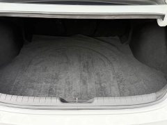 Hyundai Elantra 1.5L CVT Luxury - ფოტო 19