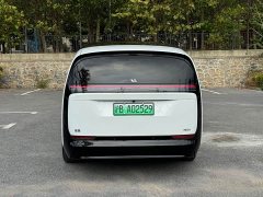 Li Auto MEGA Home Family Edition - ფოტო 10