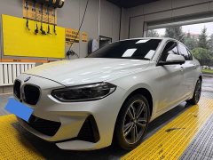 BMW 1 Series 120i M Sport - ფოტო 1