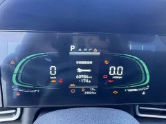 Hyundai Elantra 2023 1.5L CVT Luxury - ფოტო 11