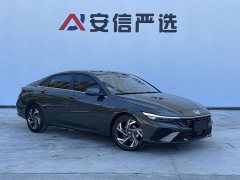 Hyundai Elantra 2023 1.5L CVT Luxury - ფოტო 3
