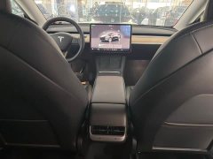 Tesla Model Y Rear-Wheel Drive - ფოტო 11