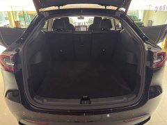 Tesla Model Y Rear-Wheel Drive - ფოტო 16