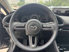 Mazda 3 Axela 2.0L Auto Obsidian Shining Edition - ფოტო 12