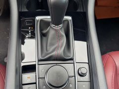 Mazda 3 Axela 2.0L Auto Obsidian Shining Edition - ფოტო 17