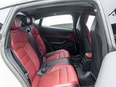 Porsche Taycan - ფოტო 12
