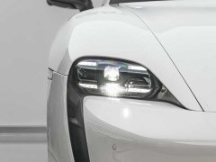 Porsche Taycan - ფოტო 8