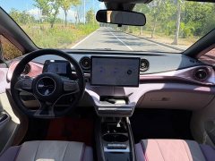 BYD Dolphin 420km Fashion Edition - ფოტო 9
