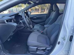 Toyota Corolla 2022 1.8L CVT Luxury - ფოტო 18