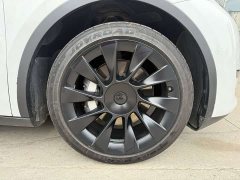 Tesla Model Y 2022 Facelift Rear-Wheel Drive - ფოტო 15