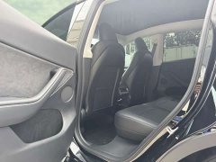 Tesla Model Y Long Range All-Wheel Drive - ფოტო 9