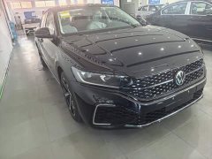 Volkswagen Passat Outstanding Edition 380TSI Starry Sky Dragon Ascendant Version - ფოტო 3