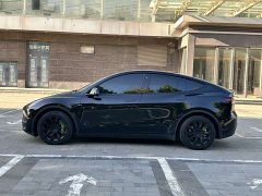 Tesla Model Y Long Range All-Wheel Drive - ფოტო 8
