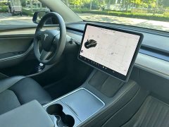Tesla Model Y Long Range All-Wheel Drive - ფოტო 9