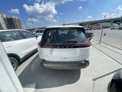Toyota RAV4 2.0L AWD Luxury - ფოტო 2