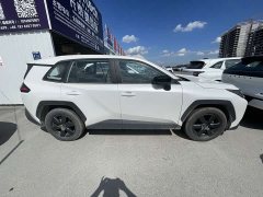 Toyota RAV4 2.0L AWD Luxury - ფოტო 3