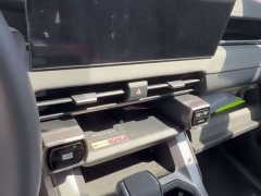 Toyota RAV4 2.0L AWD Luxury - ფოტო 7