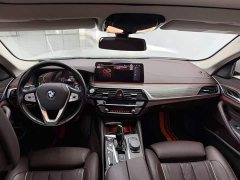 BMW 5 Series 530Li Luxury Edition Premium Package - ფოტო 4