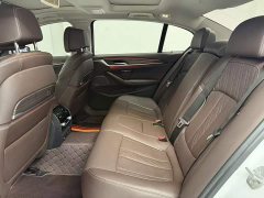 BMW 5 Series 530Li Luxury Edition Premium Package - ფოტო 5