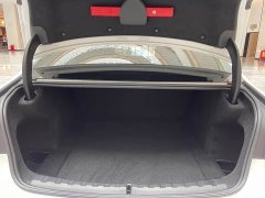 BMW 3 Series 2025 325Li M Sport Package - ფოტო 15