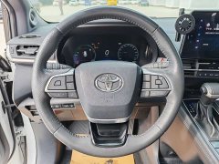 Toyota Sienna 2021 2.5L Hybrid Platinum Edition - ფოტო 10