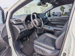 Toyota Sienna 2021 2.5L Hybrid Platinum Edition - ფოტო 8