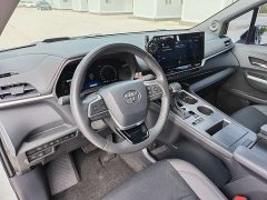 Toyota Sienna 2021 2.5L Hybrid Platinum Edition - ფოტო 9