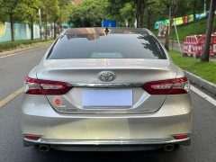 Toyota Camry 2.5G Luxury Edition - ფოტო 6