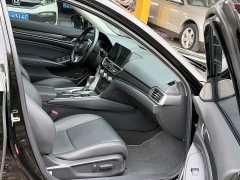 Honda Accord 260TURBO Phantom Night Premium Edition - ფოტო 9